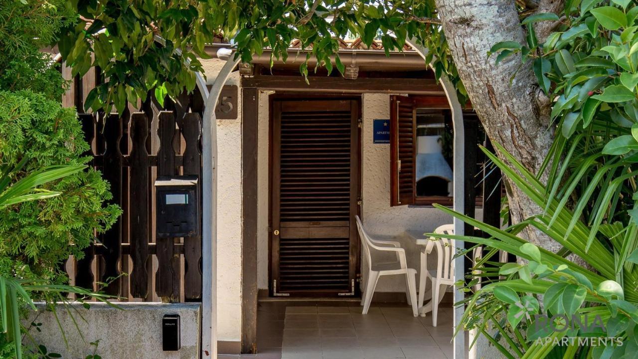 Rona Holiday Home Ana 포레치 외부 사진